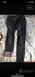 Pantaloni moto