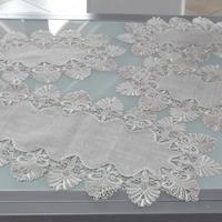 parure di pizzo fatti a mano, piu' altri centrini