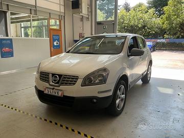 NISSAN QASHQAI 4X4 - TEKNA - GARANZIA