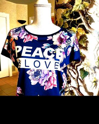 T-shirt floreale Peace&Love