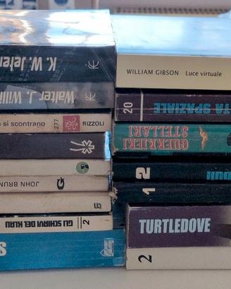 Lotto 16 Libri Fantascienza e Fantasy Vintage