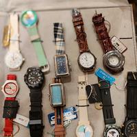 Stock di 35 orologi anni 70/80 quarzo e2 meccanici