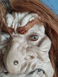 Strega marionetta artistica