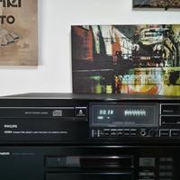 Philips CD-304 - 1' Gen. CD Player