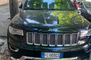 Jeep Grand Cherokee Summit