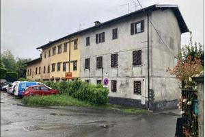 Immobile in asta di 88 m² con 3 locali a Caravate