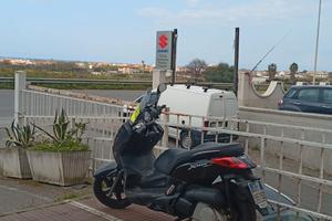 Yamaha xmax