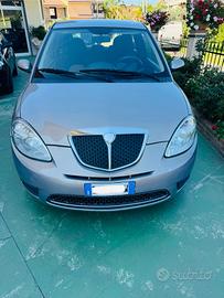 Lancia Ypsilon 1.2 Oro Bianco