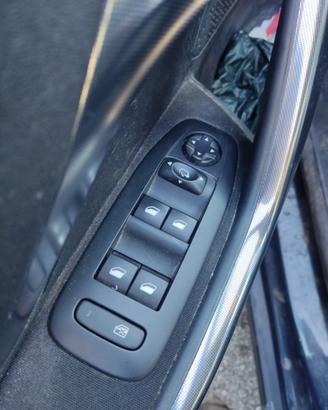 Comando vetri ant sx PEUGEOT 2008 HDI del 2016