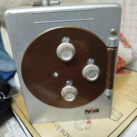 salvadanaio Polistil in metallo con manopola rotta