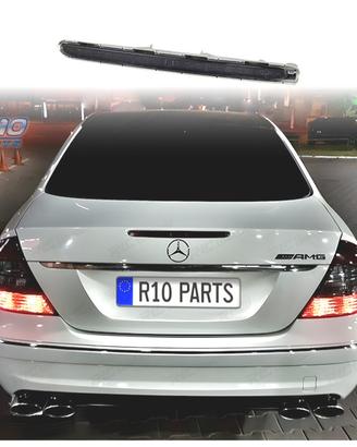 TERZO STOP PER MERCEDES CLASSE E W211 02-06 NERO A