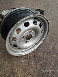  4 Cerchi in ferro 14 ford