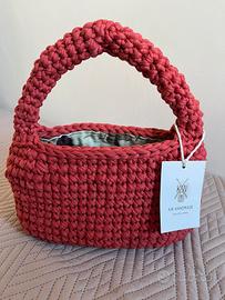 borsa artigianale all'uncinetto 