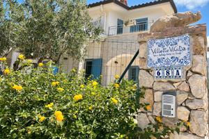 Villetta indipendente con giardino