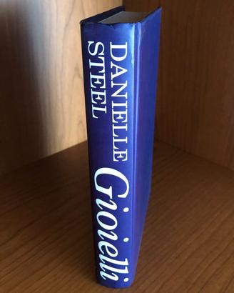 Gioielli - Danielle Steel (Edizione CDE 1993)