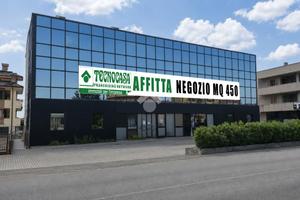 NEGOZIO A PADERNO DUGNANO