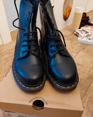 Scarpe stivali Dr. Martens 1460 Black (taglia 41)