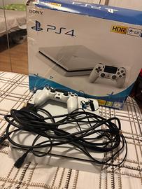 PlayStation 4 bianca