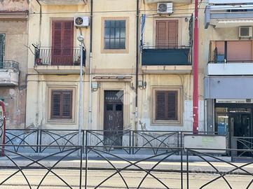 2 LOCALI A PALERMO