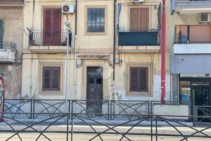2 LOCALI A PALERMO