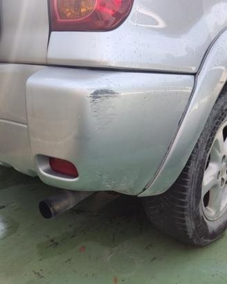 Cantonale paraurti post. dx TOYOTA RAV 4 del 2004