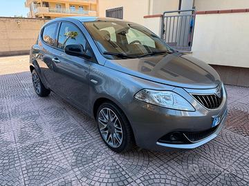 Lancia Ypsilon 1.3 mtj 95 cv