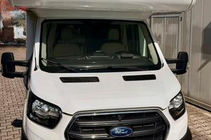 Camper mansardato Rimor