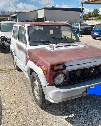 LADA NIVA vaz martorell 1600 BENZ 1.9.9.9 RICAMBI 