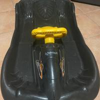 Slittino per la neve con manubrio e freno