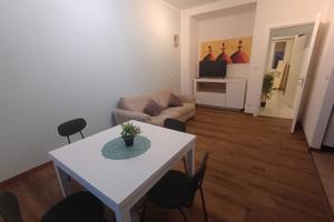 Citylife bilocale appena ristrutturato