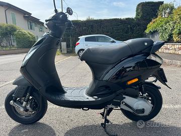 Piaggio Zip mk2
