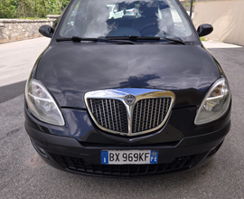 Lancia Y