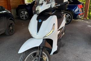 Piaggio Beverly 300 HPE