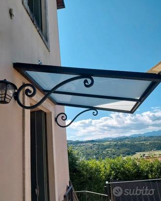 pensilina in ferro e vetro opaco antipioggia