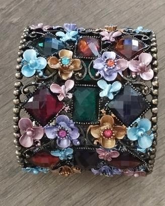 Bracciale rigido stile "manchette"