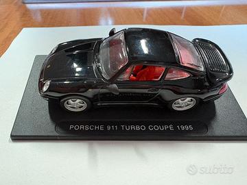 Modellino porsche 911 turbo coupé 1995