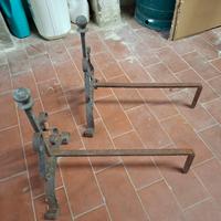 Coppia di alari per caminetto