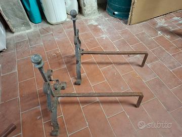 Coppia di alari per caminetto