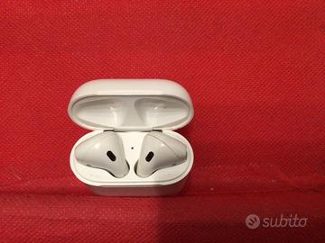 AirPods Apple