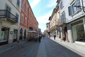 Immobile di 84 m² a Borgomanero