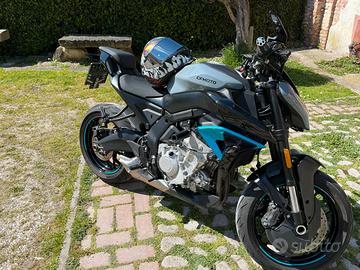 Cf moto 675 NK