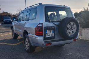 Mitsubishi Pajero Intense 3.2 DID 