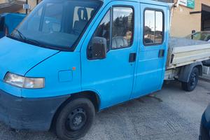 autocarro uso promiscuo