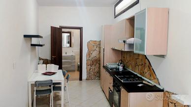 Pozzuoli -monolocale arredato