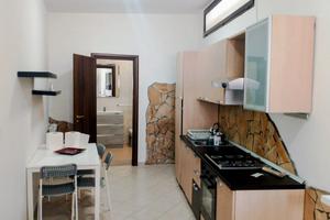 Pozzuoli -monolocale arredato