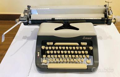 Macchina da scrivere vintage