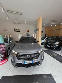 Peugeot 2008 Hybrid 145 e-DCS6 Allure