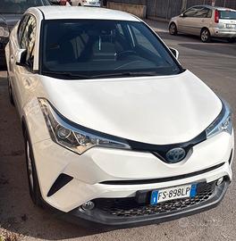 Toyota C-HR SUV