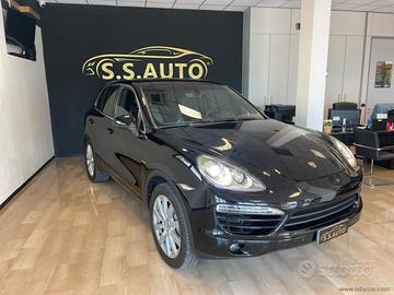 PORSCHE Cayenne 3.0 Diesel 250CV Platinum Edit. IN