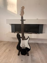 Chitarra elettrica YAMAHA eg 112c